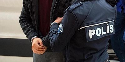 Ümraniye'deki uyuşturucu operasyonunda yakalanan 2 kişiye adli kontrol kararı